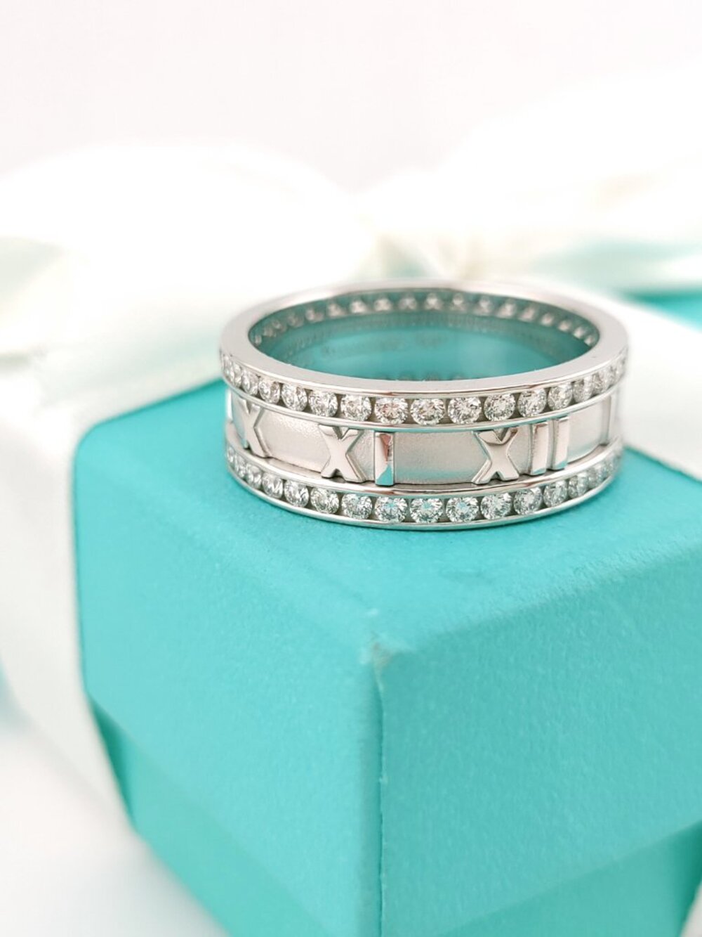 2000 Tiffany & Co. 18k White Gold Atlas 8.5"mm Eternity Diamond Ring Size 12.5